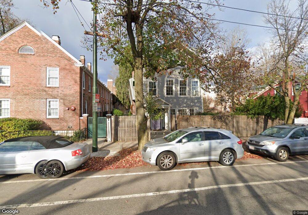 247 Mount Auburn St unit 1,247, Cambridge, MA 02138 - photo 1