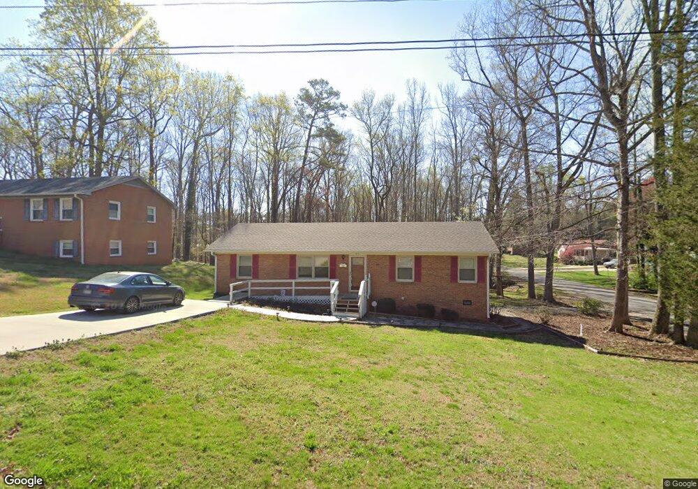 511 W 8th St, Siler City, NC 27344 - photo 1