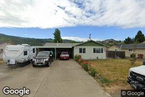 648 E 3rd Ave, Riddle, OR 97469