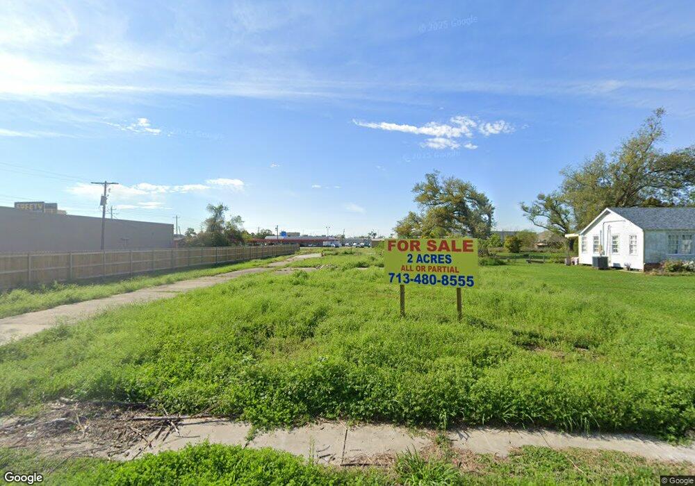 109 W Claude St, Lake Charles, LA 70605 - photo 1