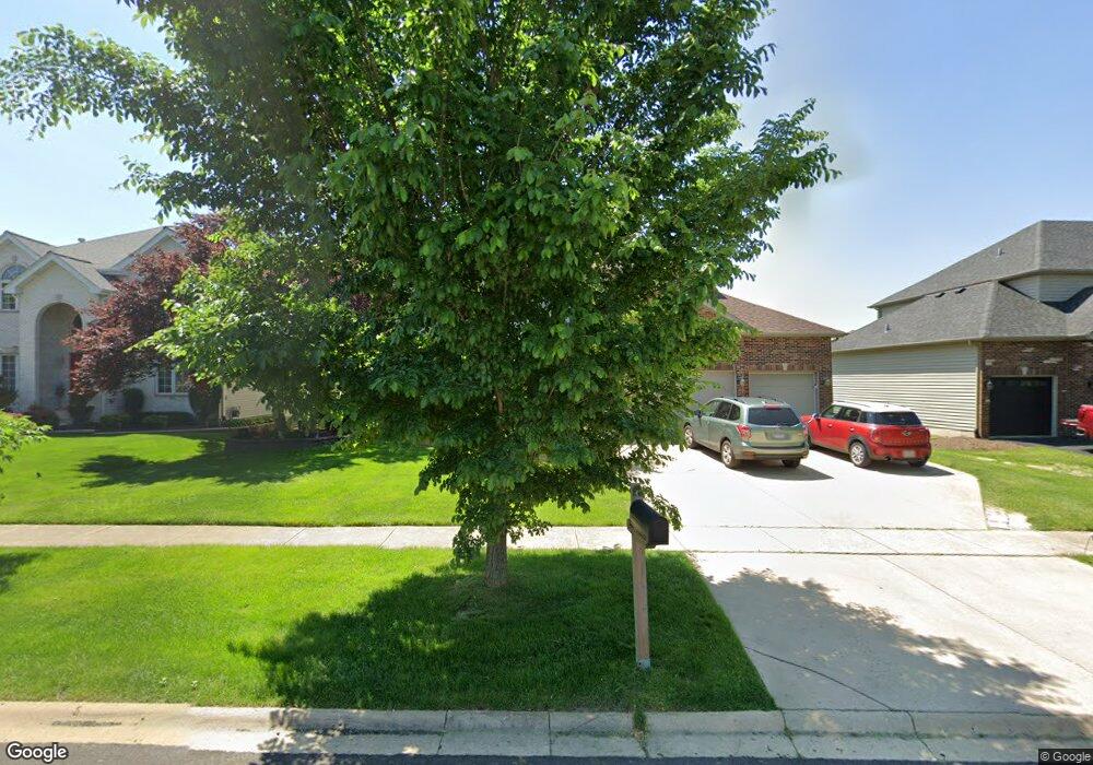 447 Sudbury Cir unit 7, Oswego, IL 60543 - photo 1