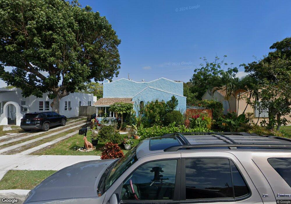 631 39th St, West Palm Beach, FL 33407 - photo 1