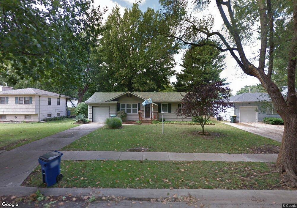 7104 Larsen Ln, Shawnee, KS 66203 - photo 1