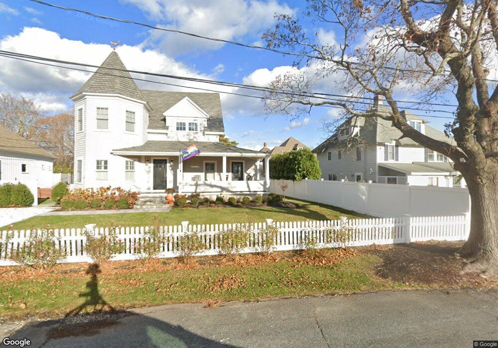 4 Ocean Ave, Scituate, MA 02066 - photo 1