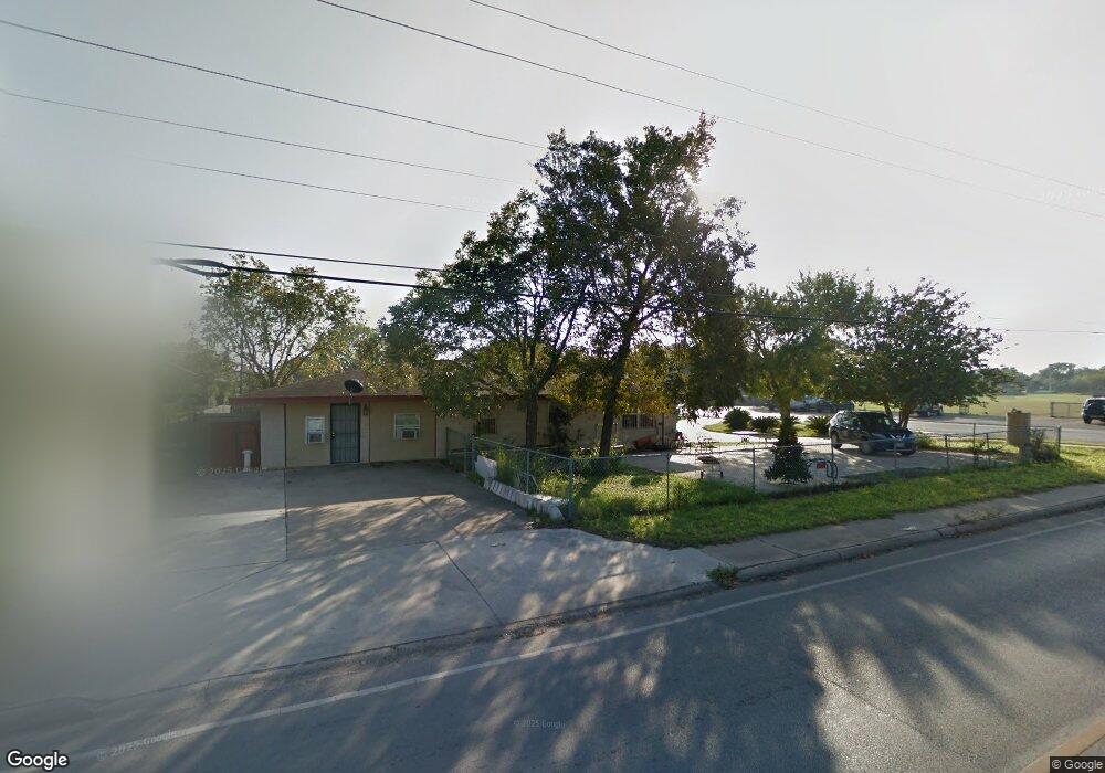 1106 N Fir St, Pharr, TX 78577 - photo 1