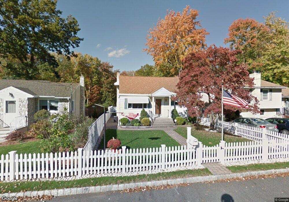 22 Elm Ln, Lake Hiawatha, NJ 07034 - photo 1