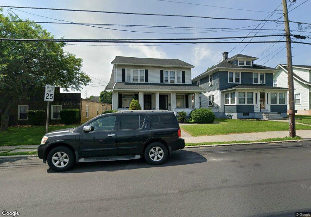 207 Mauch Chunk St, Nazareth, PA 18064 - photo 1