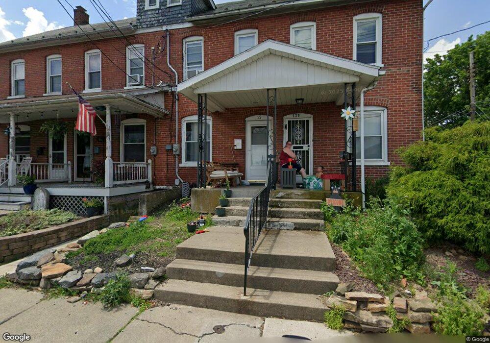 126 S Spruce St, Nazareth, PA 18064 - photo 1