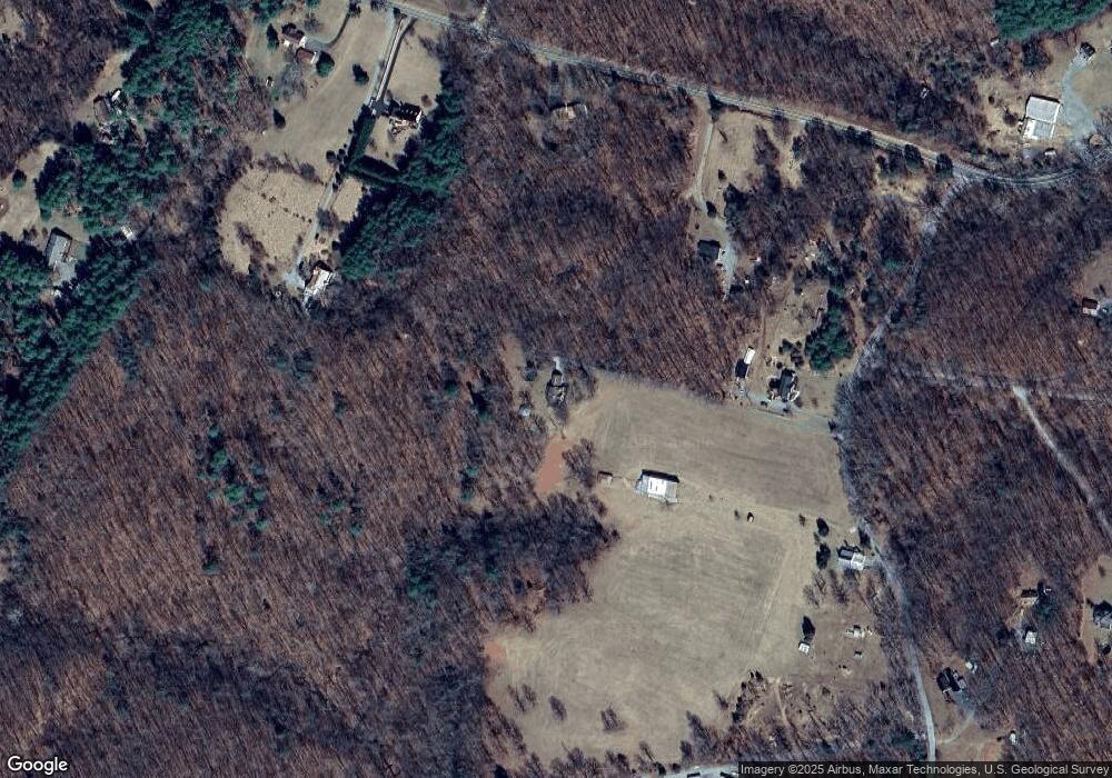 11122 Garrison Hollow Rd, Clear Spring, MD 21722 - photo 1