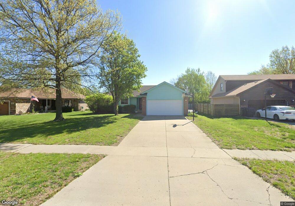 2812 SW Bingham Rd, Topeka, KS 66614 - photo 1