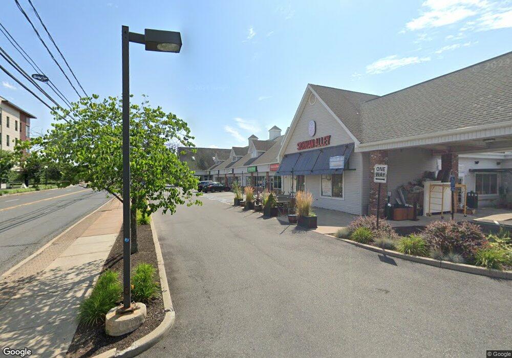 625 New Park Ave, West Hartford, CT 06110 - photo 1