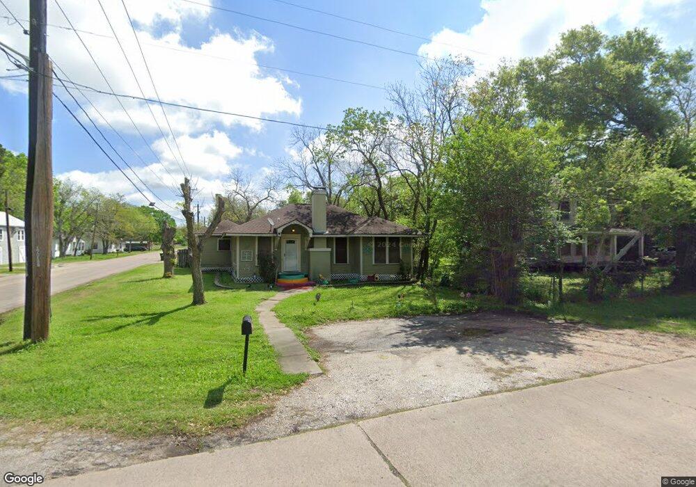 2901 Avenue K, Bay City, TX 77414 - photo 1