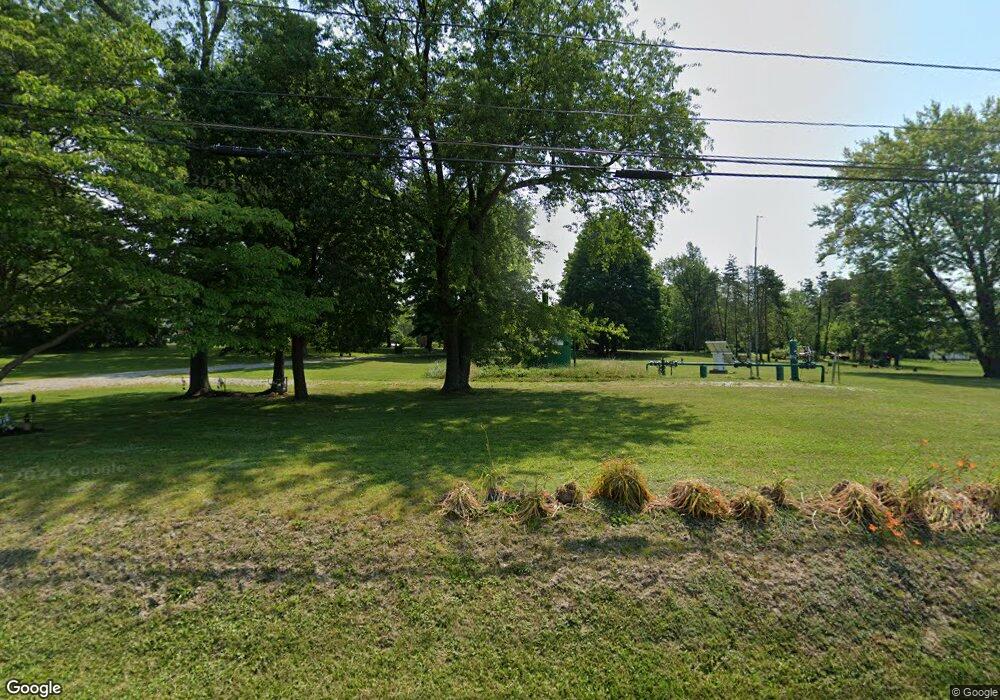 6639 Grove Rd, New Franklin, OH 44216 - photo 1