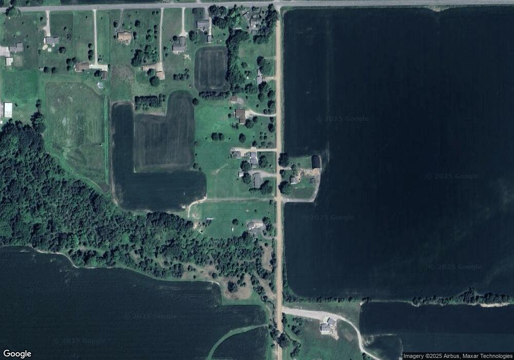 5705 N Byron Rd, Corunna, MI 48817 - photo 1