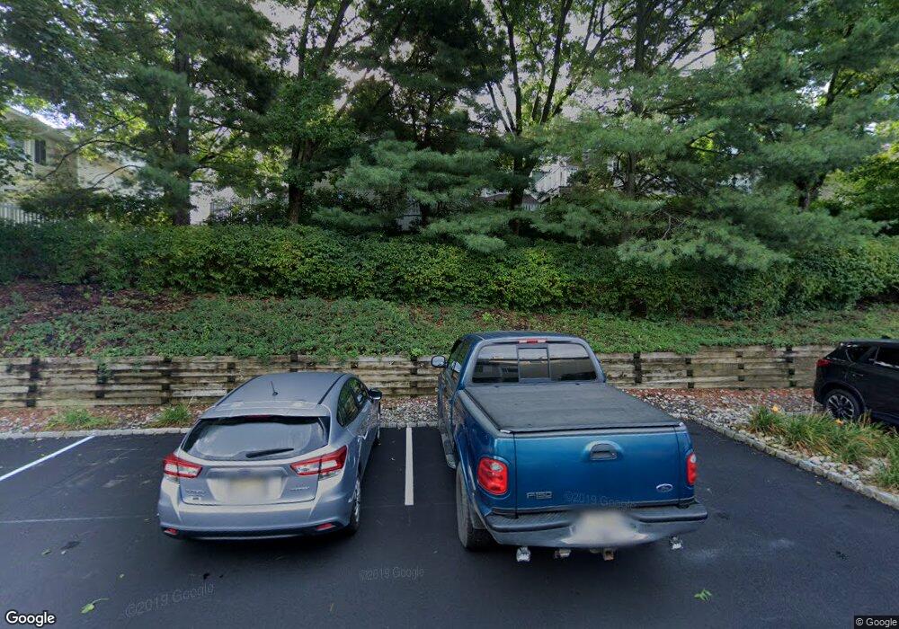 57 Academy Ct, Bedminster, NJ 07921 - photo 1