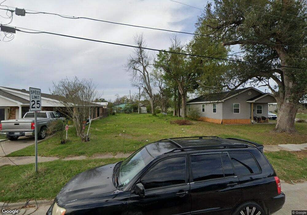 2817 Hinton Dr, Lake Charles, LA 70615 - photo 1