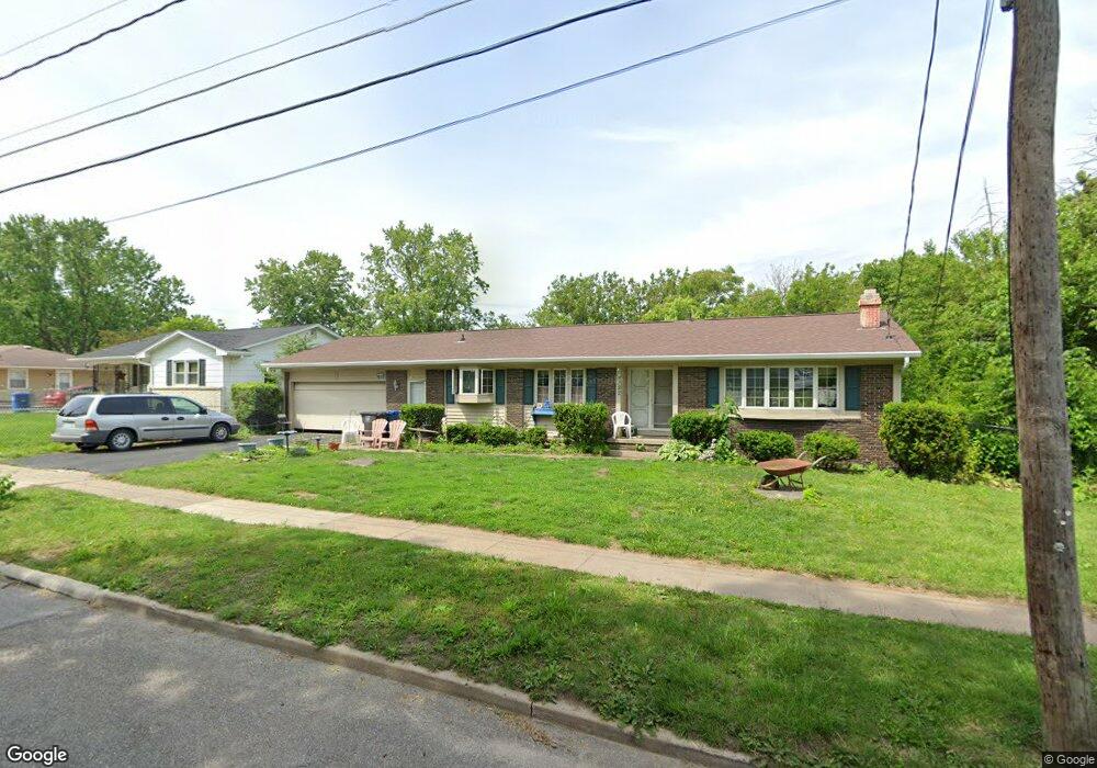 3322 E 24th St, Des Moines, IA 50317 - photo 1