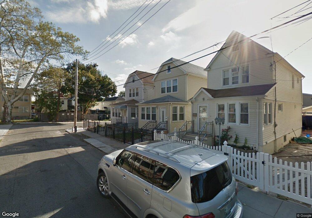 16416 104th Rd, Jamaica, NY 11433 - photo 1