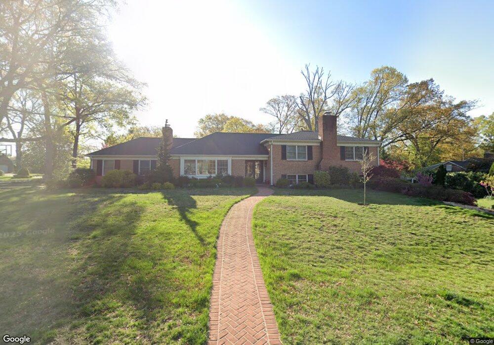 7401 Burtonwood Dr, Alexandria, VA 22307 - photo 1