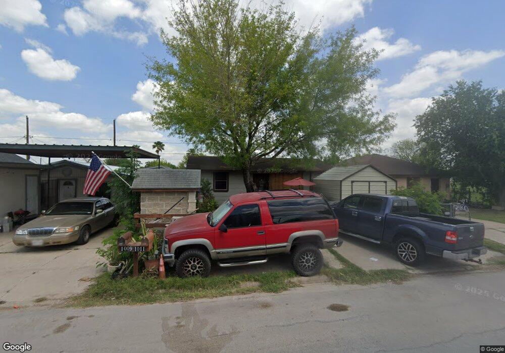 1011 E Chapa Ave, Pharr, TX 78577 - photo 1