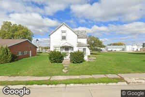 708 2nd St, Victor, IA 52347