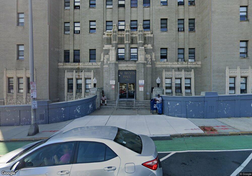 591 Montgomery St, Jersey City, NJ 07302 - photo 1