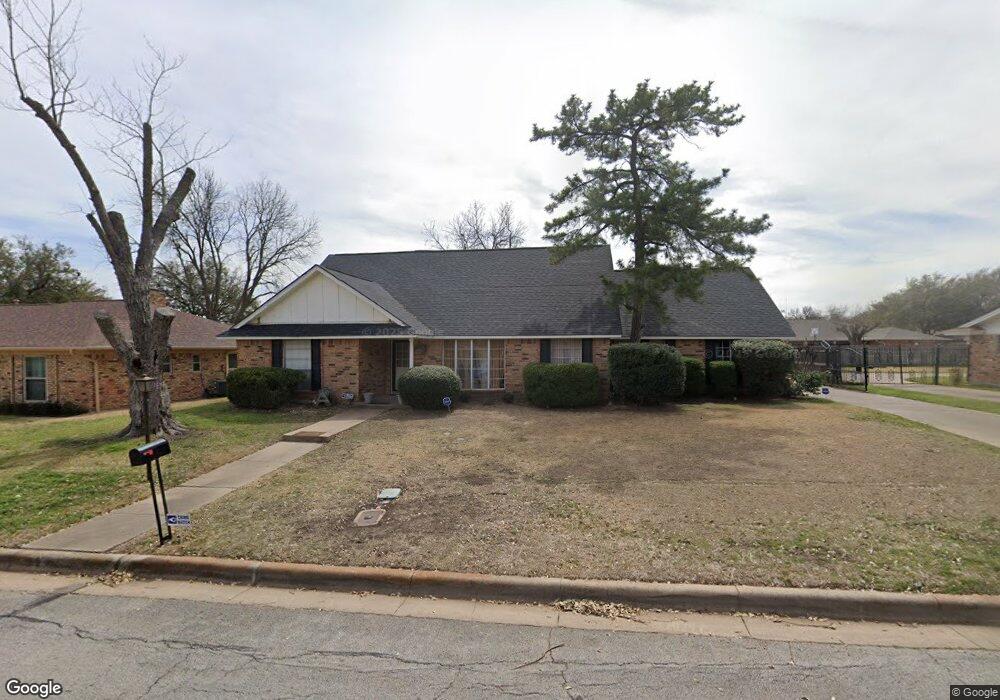 4265 Barcelona Dr, Fort Worth, TX 76133 - photo 1