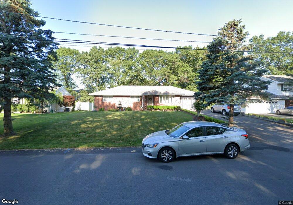 40 Danielwood Dr, Albany, NY 12211 - photo 1