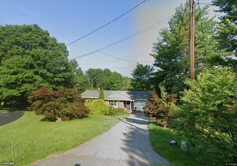 11 Wondu View Ct, Asheville, NC 28806 - photo 1