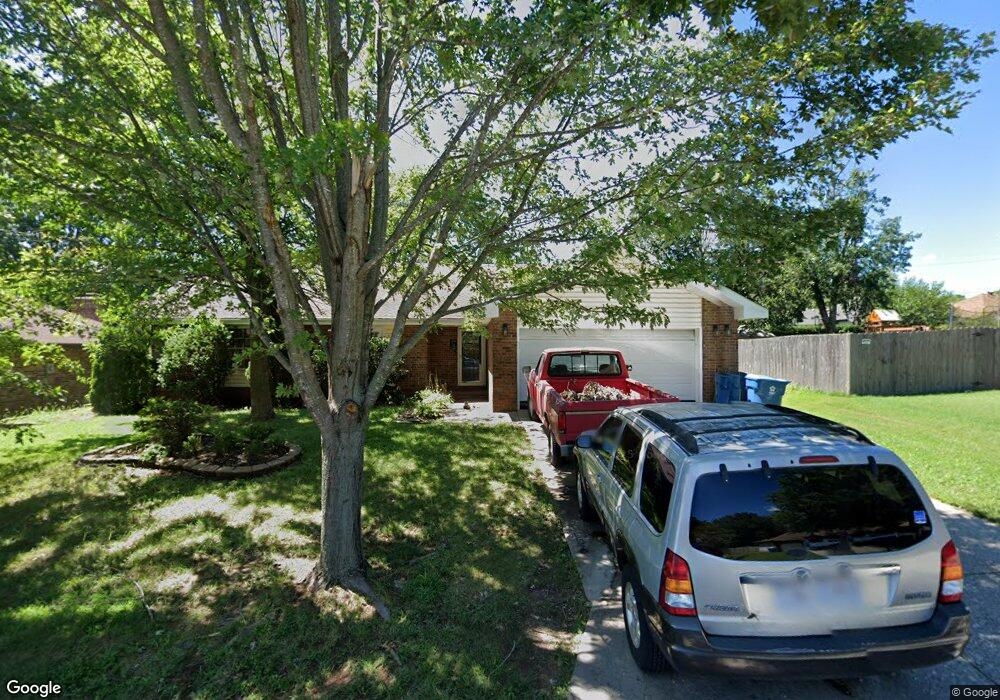 417 Hillcrest Ave, Nixa, MO 65714 - photo 1