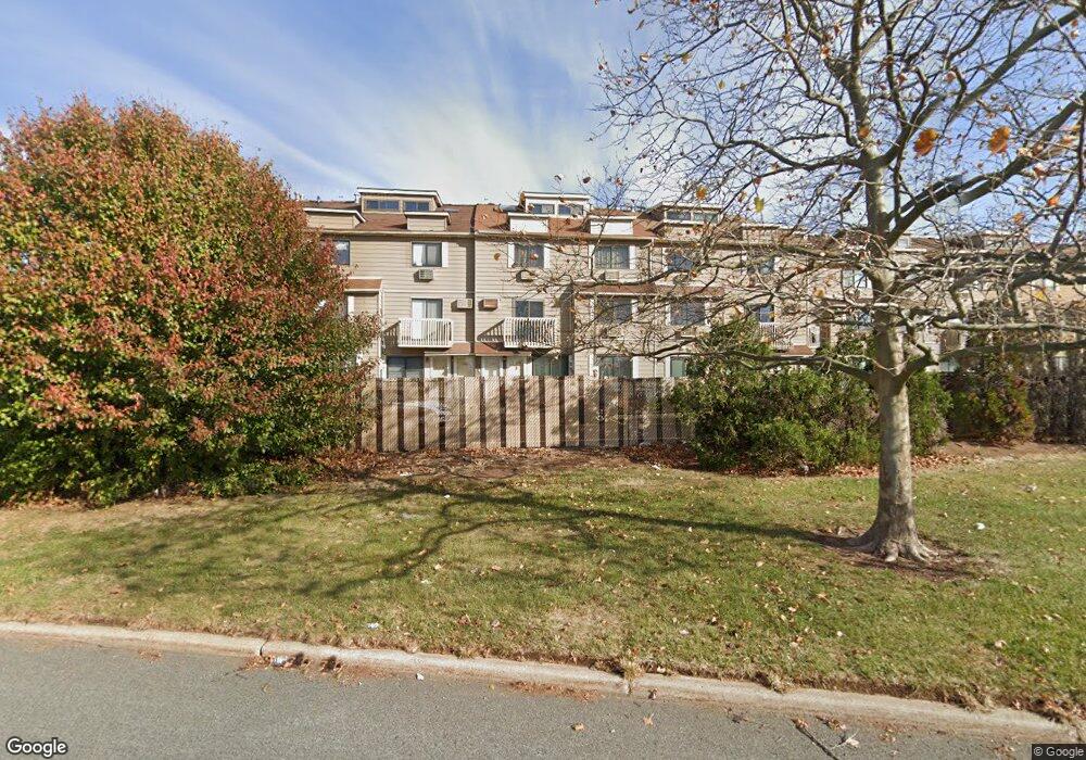 120A Lamped Loop unit 80, Staten Island, NY 10314 - photo 1