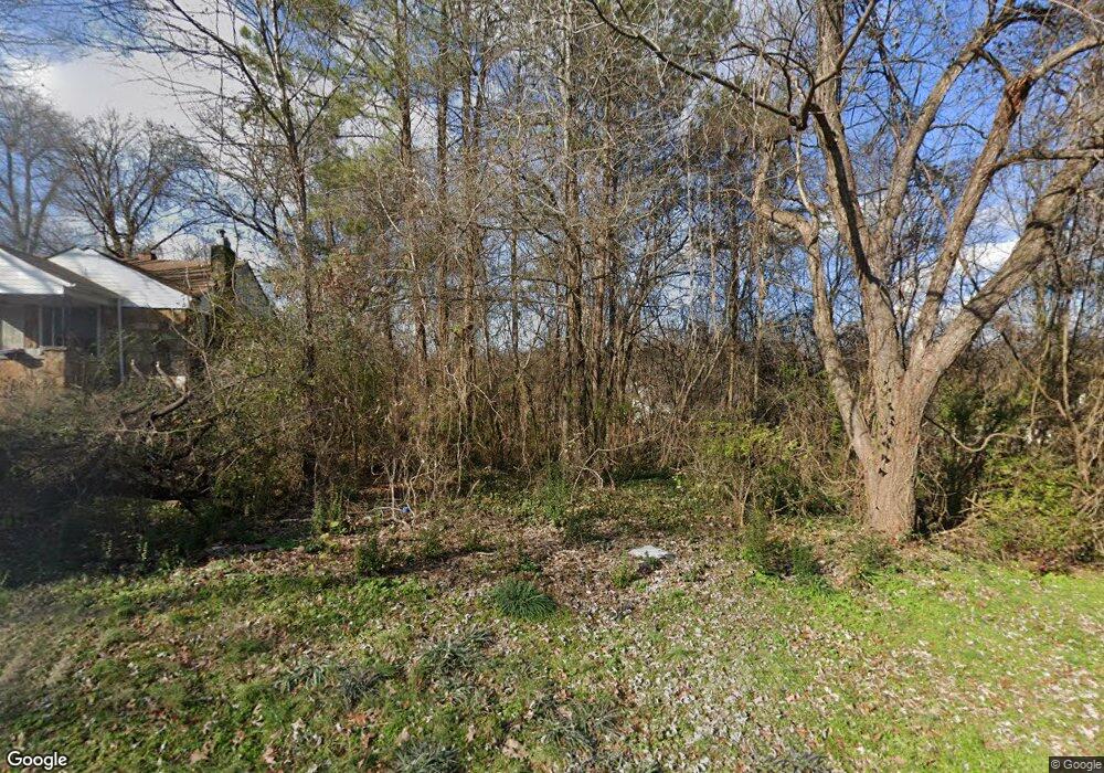 1217 E Limestone St, Florence, AL 35630 - photo 1