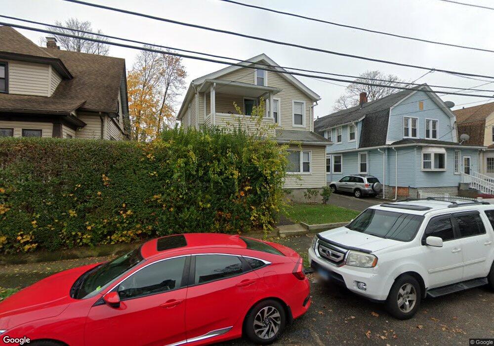 15 Ridgewood Place unit 1, Bridgeport, CT 06606 - photo 1