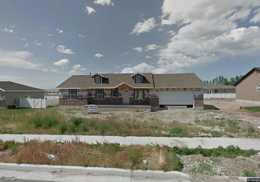 557 W 260 N, Smithfield, UT 84335 - photo 1