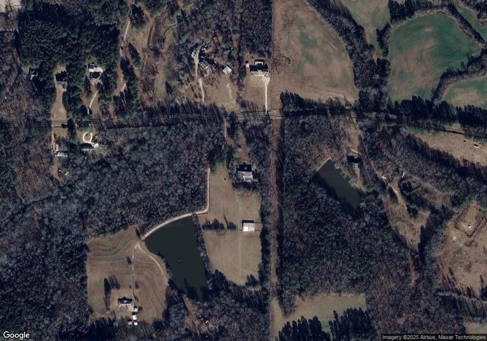 316 Kinney Lake Rd, Carrollton, GA 30116 - photo 1