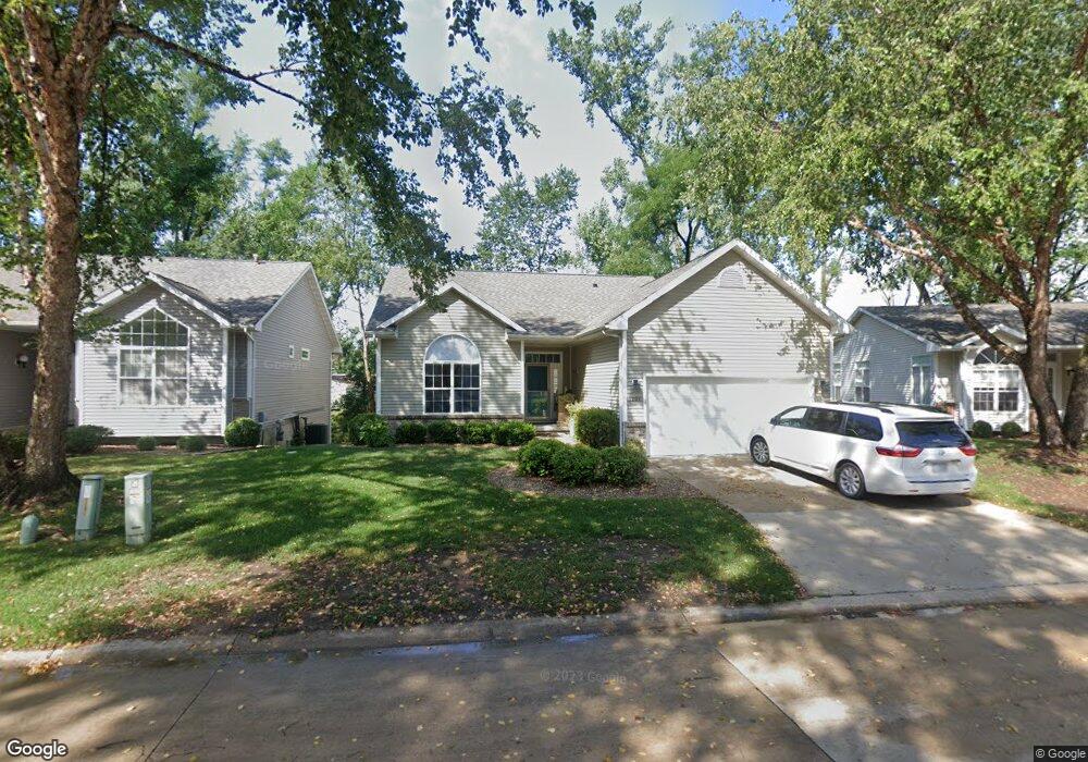 1203 Forest Glen Ct SE, Cedar Rapids, IA 52403 - photo 1