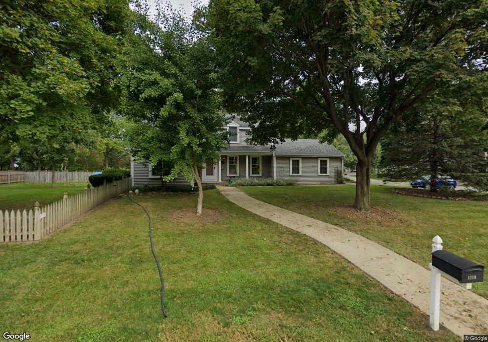 1119 Clover Ct, Batavia, IL 60510 - photo 1