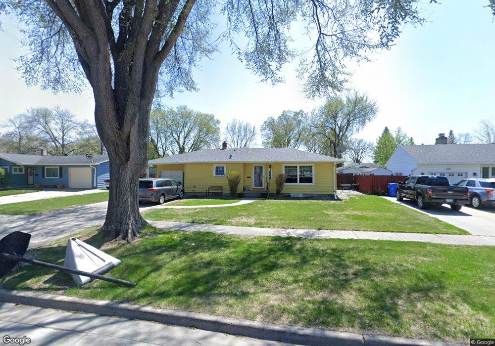 1002 18th Ave S, Fargo, ND 58103 - photo 1
