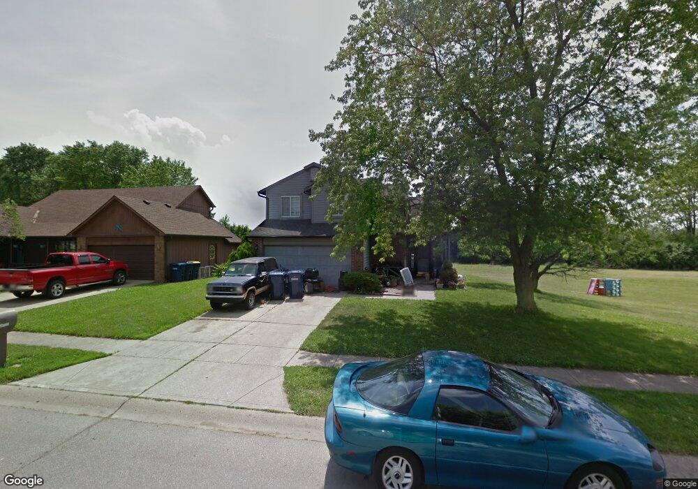 350 Center St, Whiteland, IN 46184 - photo 1