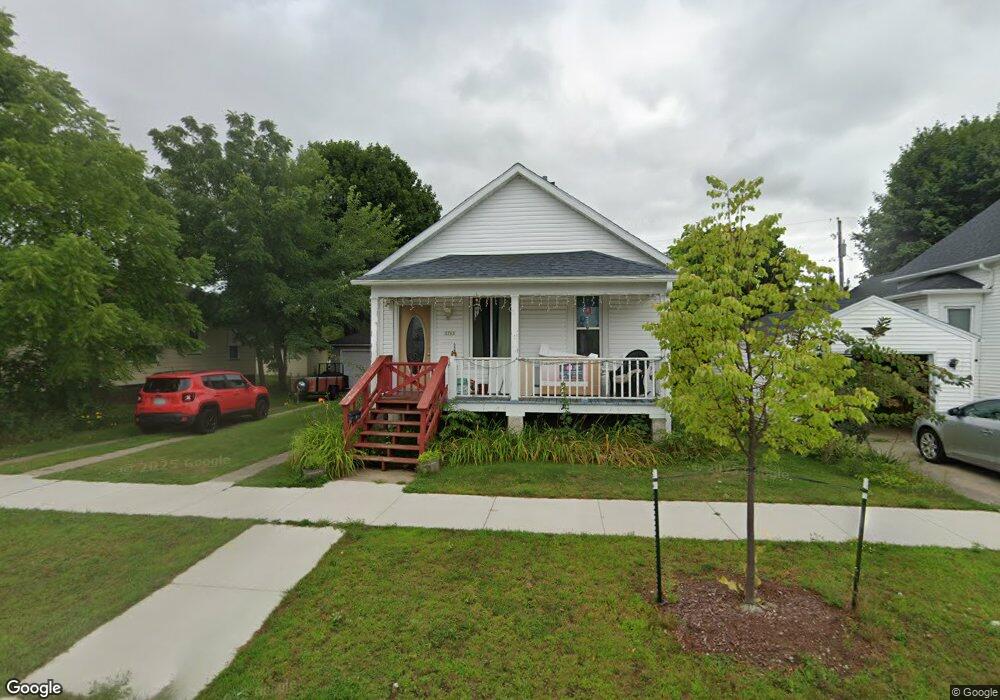 1705 15th Ave, Menominee, MI 49858 - photo 1