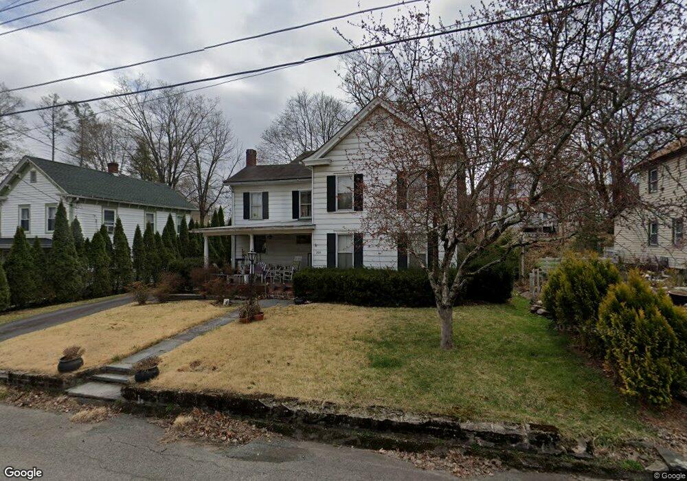 206 Apple Alley, Milford, PA 18337 - photo 1