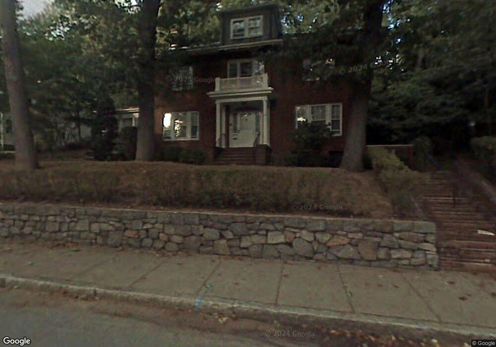 215 Tappan St, Brookline, MA 02445 - photo 1