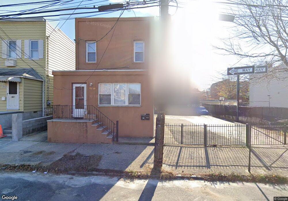 7158 58th Ave, Maspeth, NY 11378 - photo 1