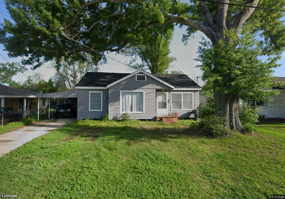 521 E Oak Ln, Lake Charles, LA 70605 - photo 1