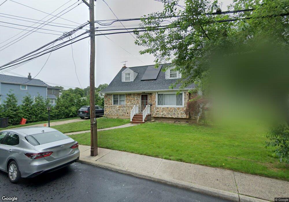 432 Scaneateles Ave, West Hempstead, NY 11552 - photo 1