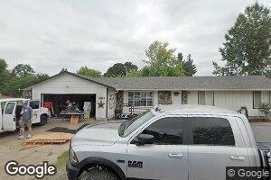 220 N 2nd St, Carlton, OR 97111