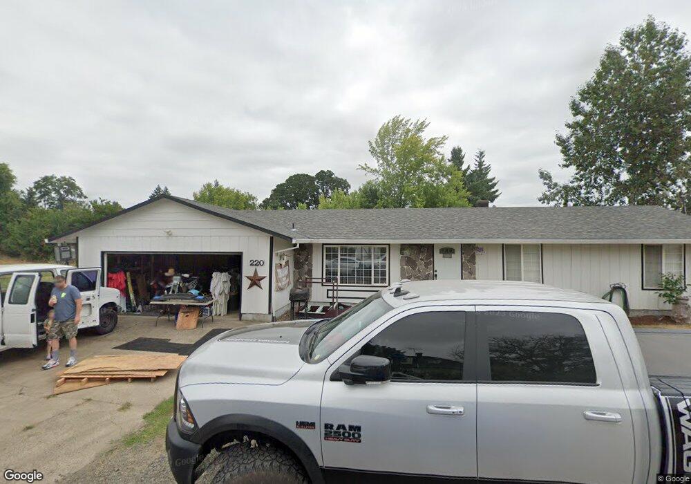 220 N 2nd St, Carlton, OR 97111 - photo 1