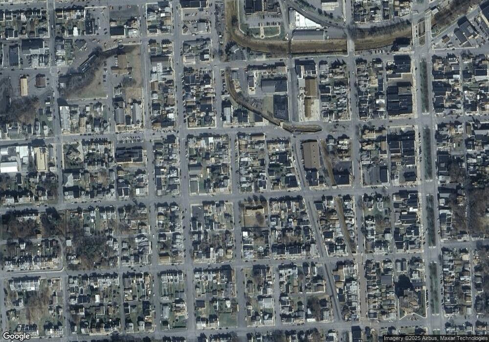 35 S 3rd St, Shamokin, PA 17872 - photo 1