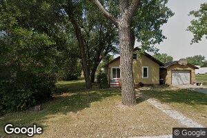 323 2nd Ave W, Gackle, ND 58442