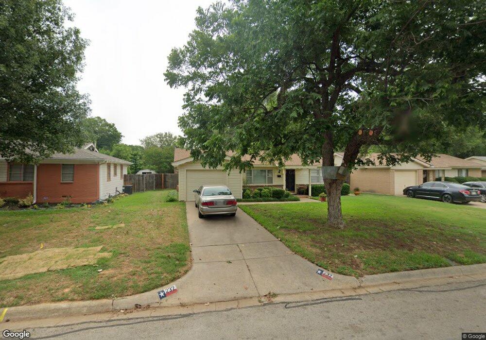 232 Anderson Dr, Hurst, TX 76053 - photo 1